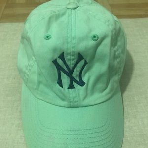 New York Yankees Mint Dad Cap Baseball Hat